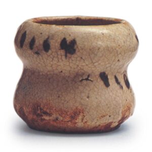 Shino mukozuke bowl with dotted pattern