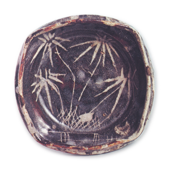 Gray Shino muközuke dish with bamboo design