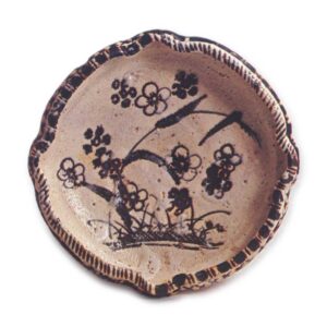 Shino mukozuke dish with miscanthus and plum blossom design