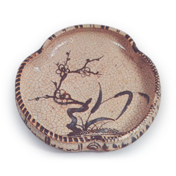 Shino mukōzuke dish with plum-tree and miscanthus design