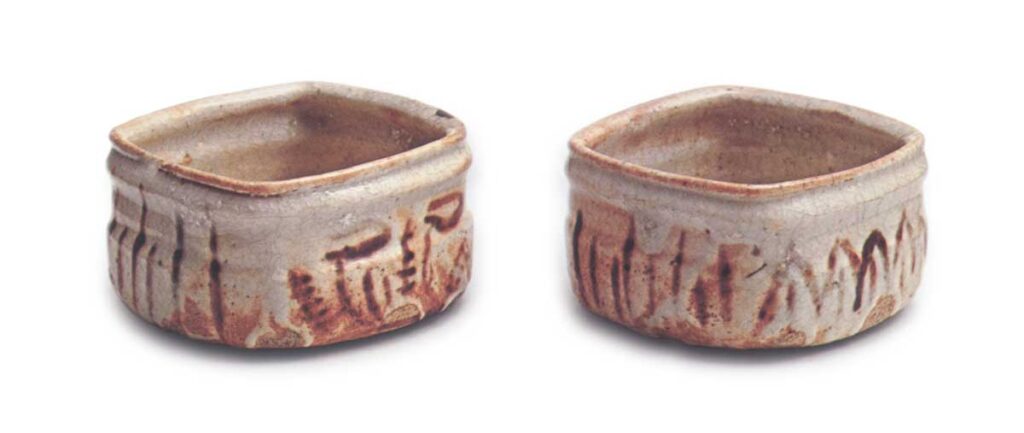 Shino mukōzuke bowls with flowering grass design