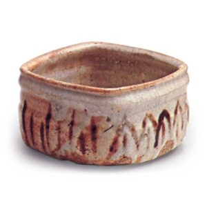 Shino mukōzuke bowls with flowering grass design