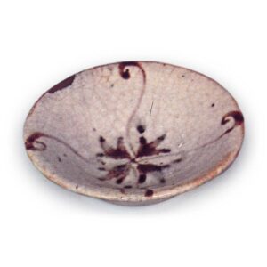 Shino muközuke dishes with floral cross design