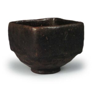 Chōjiro: squared tea bowl, known as "Muki-guri", Black Raku