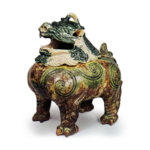 Sökei: lion-shaped incense burner, three-color glazes