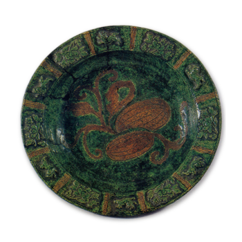 Chōjirō: shallow bowl with gourd plant design, two-color glazes