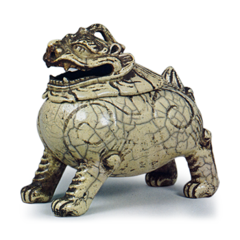 Jökei: lion-shaped incense burner, white glaze