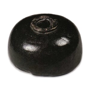 Kõetsu: tea bowl, known as "Kui-chigai", Black Raku