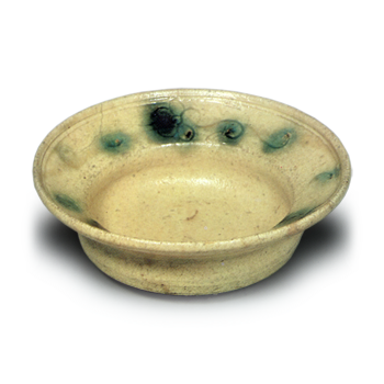 Yellow Seto bowl with Karakusa design