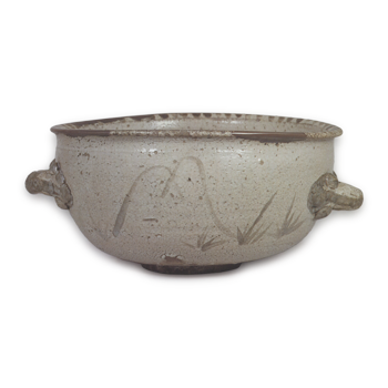 Large bowl with handles with mountain design, E-garatsu type