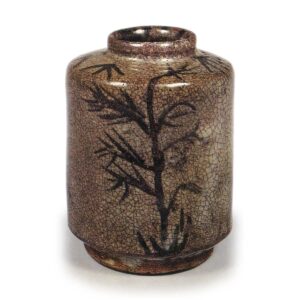 Tea caddy of katatsuki (angular shoulder) type, E-garatsu type