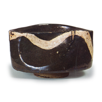 Black Oribe "shoe"-shaped tea bowl