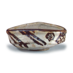 Oribe "shoe"-shaped tea bowl with tortoise-shell design