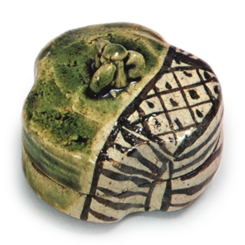 Oribe incense caddy in shape of suhama (sand bar)