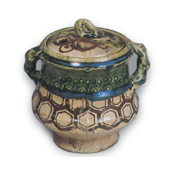 Oribe incense burner with handles with linked tortoise-shell design