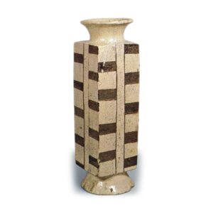 Oribe flower pot with design of sangi (divining blocks)