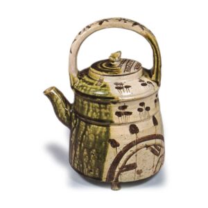 Oribe ewer with bridge design