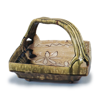 Oribe square bowl with handle across mouth with flower and grass scroll design