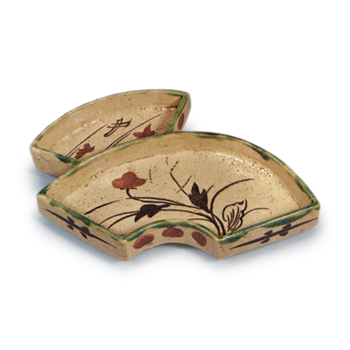 Oribe dish in shape of fan with flowering grass designs