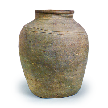 Bizen ware: jar with incised lines.
