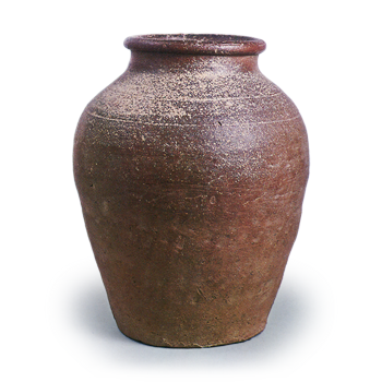 Bizen ware: jar with incised lines.