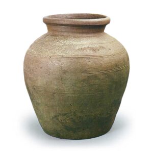 Bizen ware: jar with comb-mark incisions.