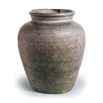 Bizen ware: jar with comb-mark incisions.