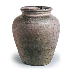 Bizen ware: jar with comb-mark incisions.