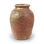 Bizen ware: jar with comb-mark incisions.