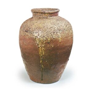 Bizen ware: jar with comb-mark incisions.