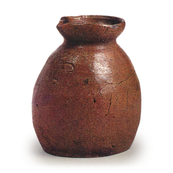 Tamba ware: small beaked jar.