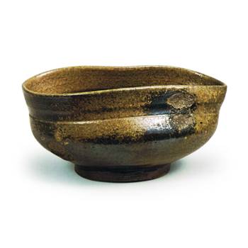 Bizen "Shoe"-shaped tea bowl