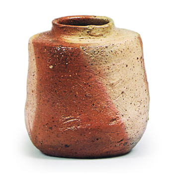 Bizen Tea caddy of shiribukura (bulging hip) shape with "fire marks"， known as "Furusato"