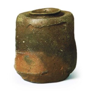 Bizen Tea caddy of katatsuki shape