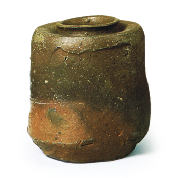 Bizen Tea caddy of katatsuki shape