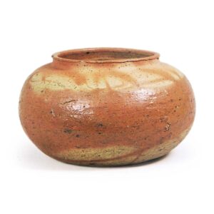 Bizen Kensui jar with "lire marks"