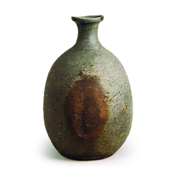 Bizen Wine bottle