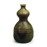 Bizen Gourd-shaped wine bottle