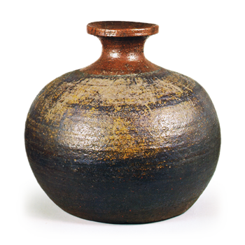 Bizen Wine bottle of funa-dokkuri shape