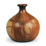 Bizen Wine bottle of funa-dokkuri shape with "fire marks"