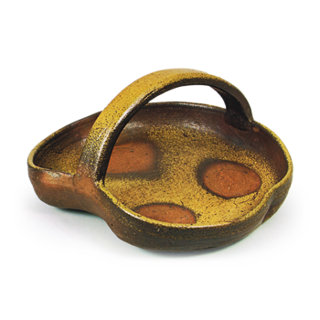 Bizen Shallow bowl in shape of half-moon with handle across mouth