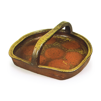 Bizen Shallow bowl in shape of half-moon with handle across mouth