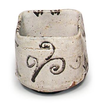 Five mukōzuke bowls with flowering grass designs, E-garatsu type