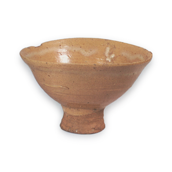 Tea bowl on tall foot