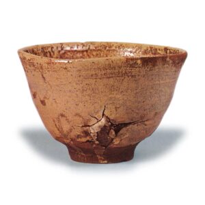 Tea bowl with burst-out stone