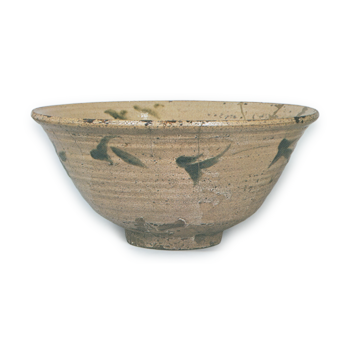 Large bowl with grass design, E-garatsu type, copper green glaze