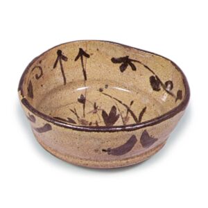 Bowl with flowering grass design, E-garatsu type