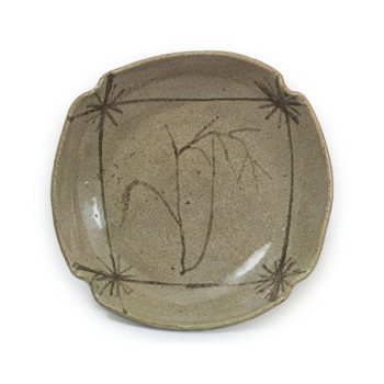 Square mukōzuke bowl with miscanthus design, E-garatsu type