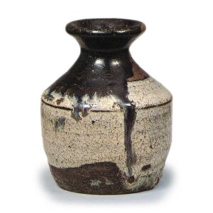 Small wine bottle, Chōsen-garatsu type