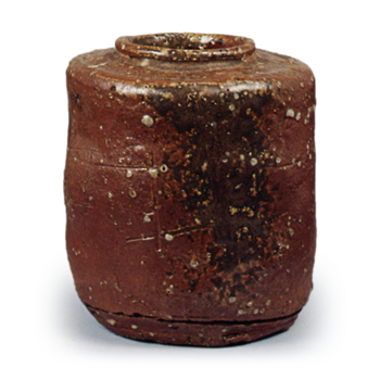 Shigaraki Tea caddy of katatsuki shape